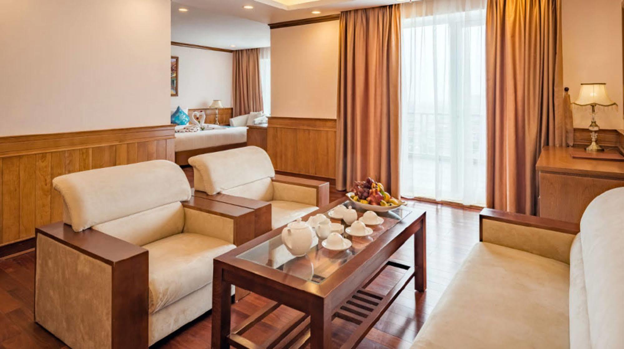 Lam Giang Hotel Vinh Exteriér fotografie